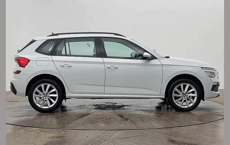 Used Skoda Kamiq SE 113 HP (83 kW) 2025 Moon white metallic SUV