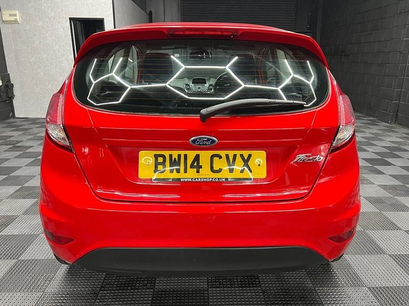 Used Ford Fiesta Zetec 2014 Red Hatchback