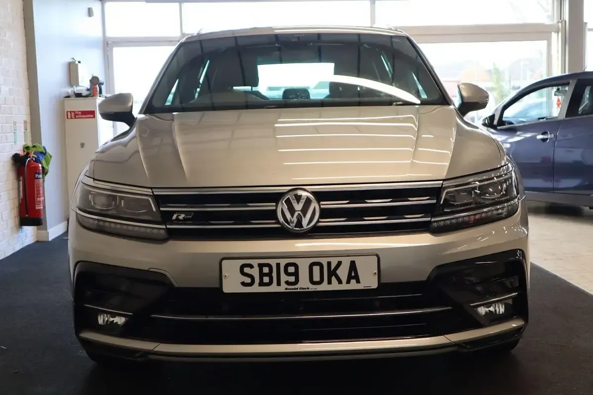 Used VW Tiguan R-line 150 HP (110 kW) 2019 Silver SUV