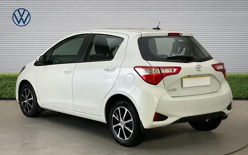 Usado Toyota Yaris 111 HP (81 kW) 2019 Citadino