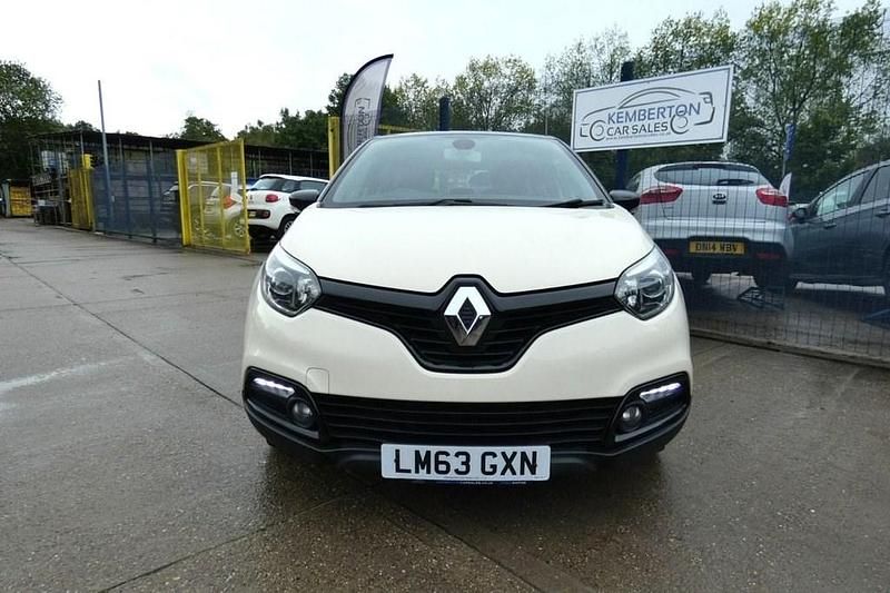 Second-hand Renault Captur Dynamique 90 CP (66 kW) 2013 Bej SUV