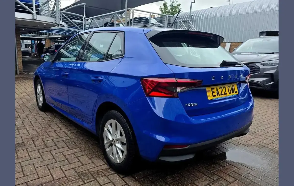 Used Skoda Fabia Comfort 95 HP (69 kW) 2022 Blue Hatchback