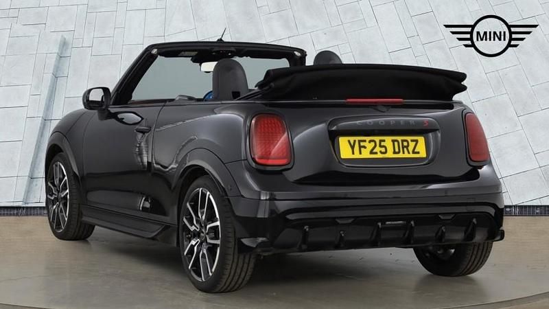 Used Mini Cooper 147 kW (201 HP) 2025 Black Hatchback