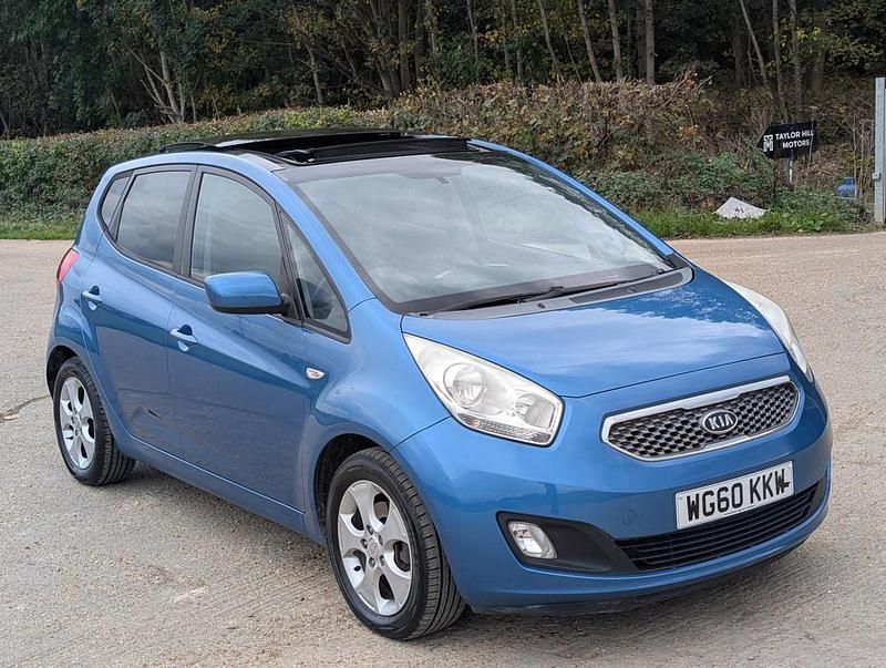 Blue Used 2011 Kia Venga Hatchback | £2,395 (Fair price) - Image 1/3