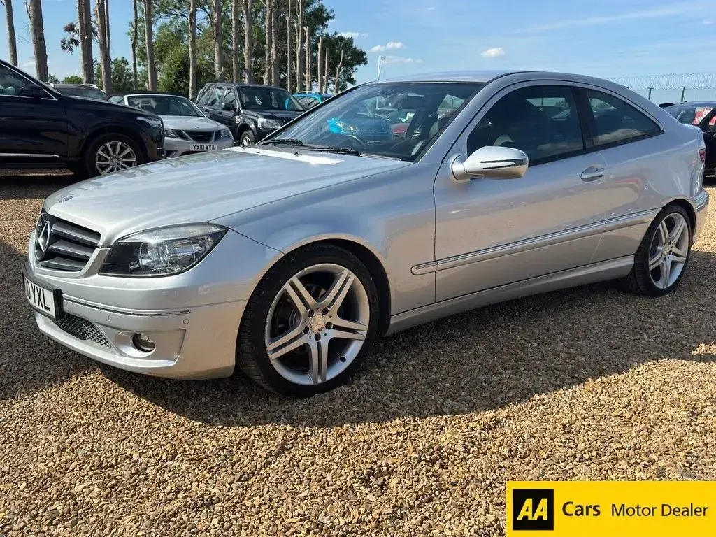 Used Mercedes CLC180 143 HP (105 kW) 2010 Silver Coupe
