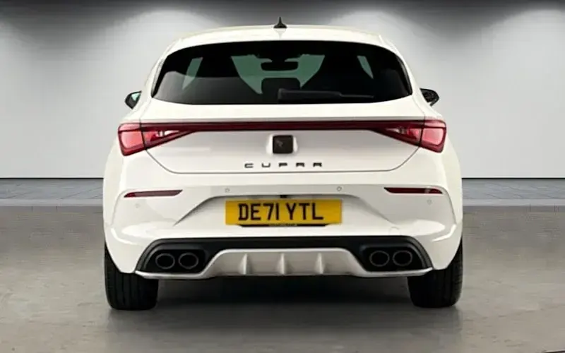 Used Cupra Leon VZ3 300 HP (220 kW) 2023 Hatchback