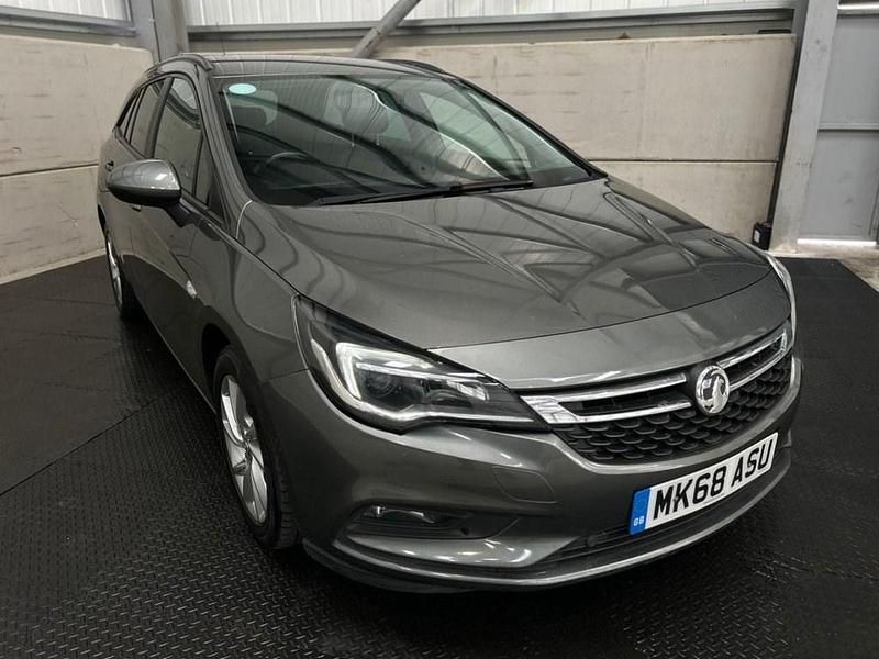 Second-hand Vauxhall Astra 110 CP (80 kW) 2019 Gri Break