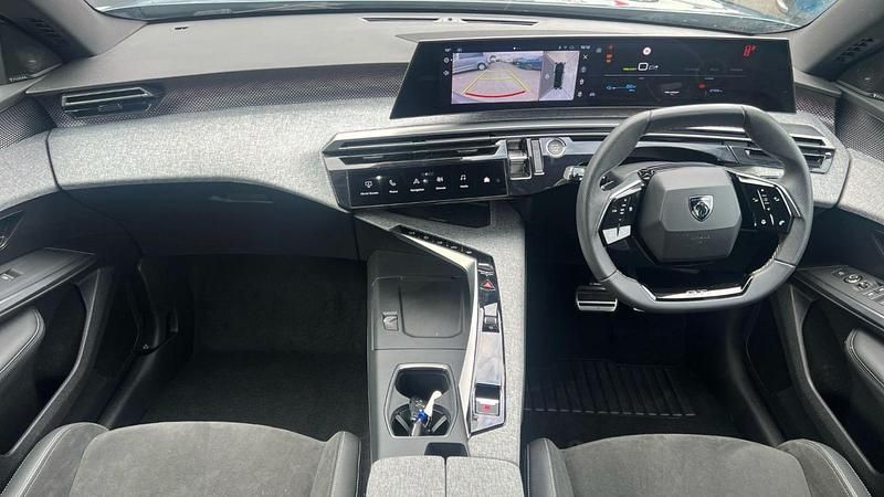 Blue Used 2024 Peugeot e-3008 GT SUV | £27,931 (Good price) - Image 1/4