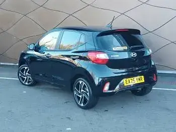 Usado Hyundai i10 Premium 2025 Preto Citadino