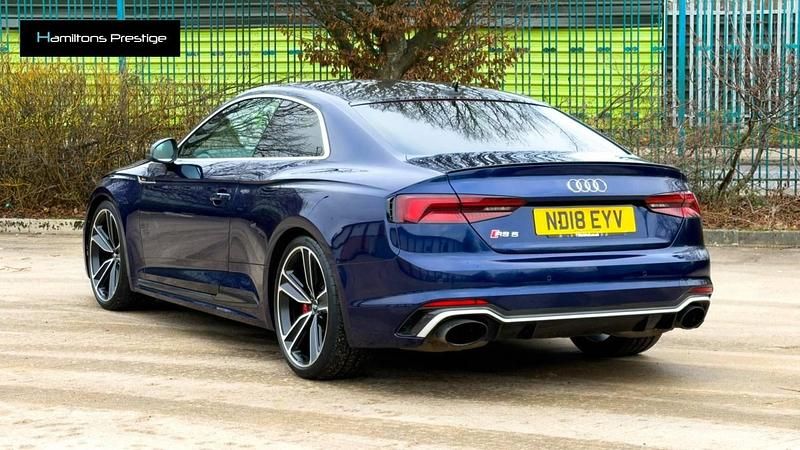 Used Audi RS5 Comfort 450 HP (330 kW) 2018 Blue Coupe