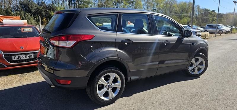 Used Ford Kuga Zetec 150 HP (110 kW) 2016 Grey SUV