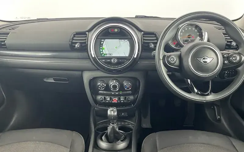 Used Mini Cooper Clubman Classic 136 HP (100 kW) 2018 Silver Estate