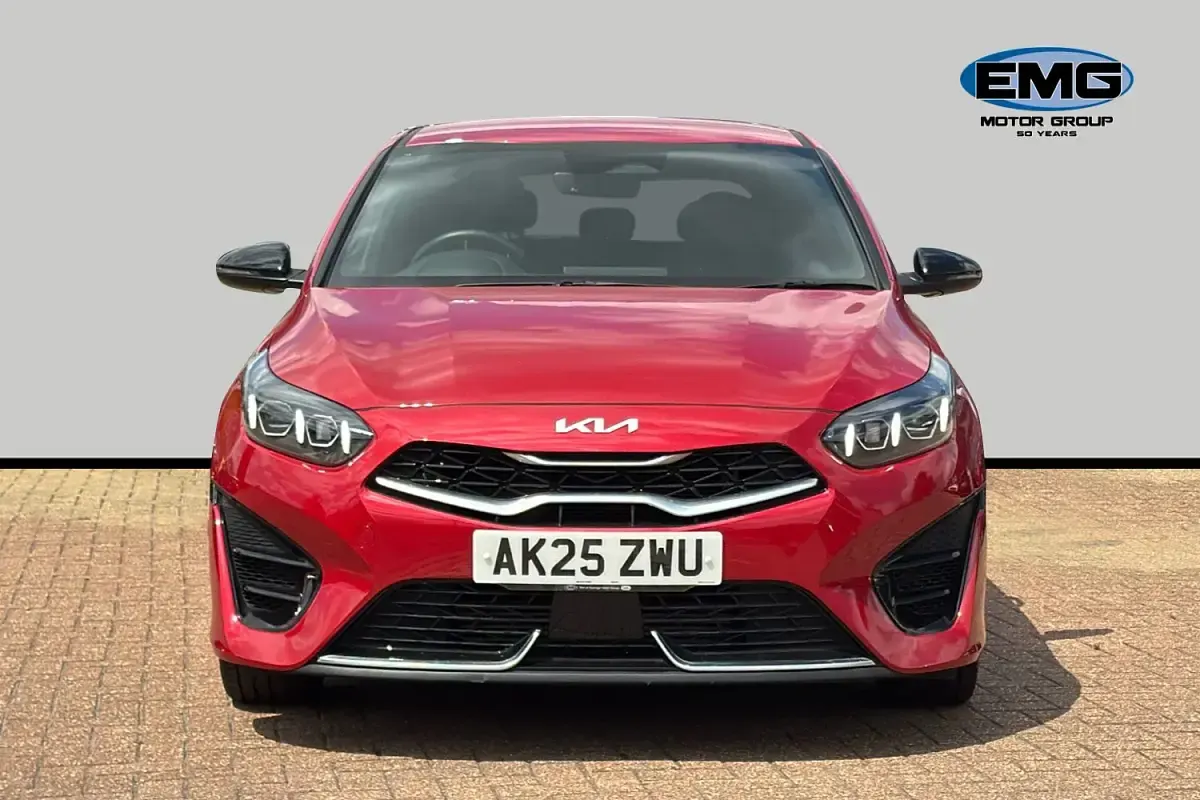 Used Kia Ceed GT GT-Line 138 HP (101 kW) 2025 Infra red Hatchback