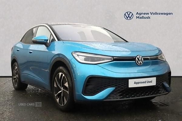 Blue Used 2025 VW ID.5 Pro SUV | £27,990 (Fair price) - Image 1/4