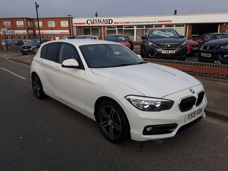 Used BMW 118 Sport Line 2019 White Hatchback