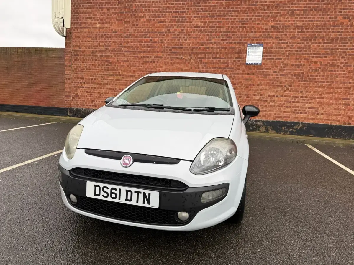 Usado Fiat Punto Evo 2012 Branco Citadino