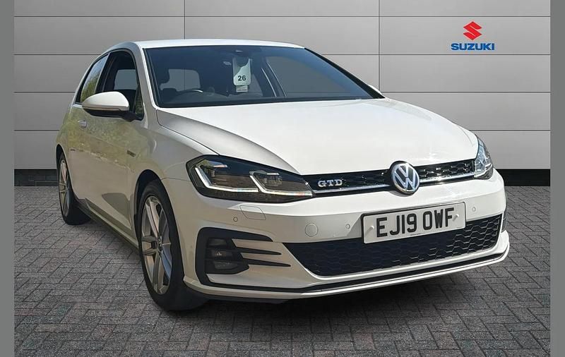 Used VW Golf VII GTD 180 HP (132 kW) 2019 White Hatchback