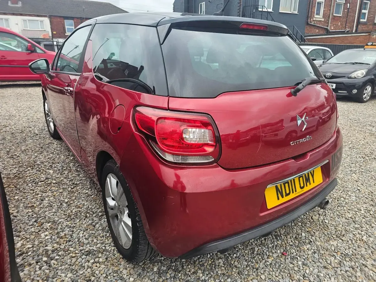 Used Citroën DS3 2011 Red Hatchback