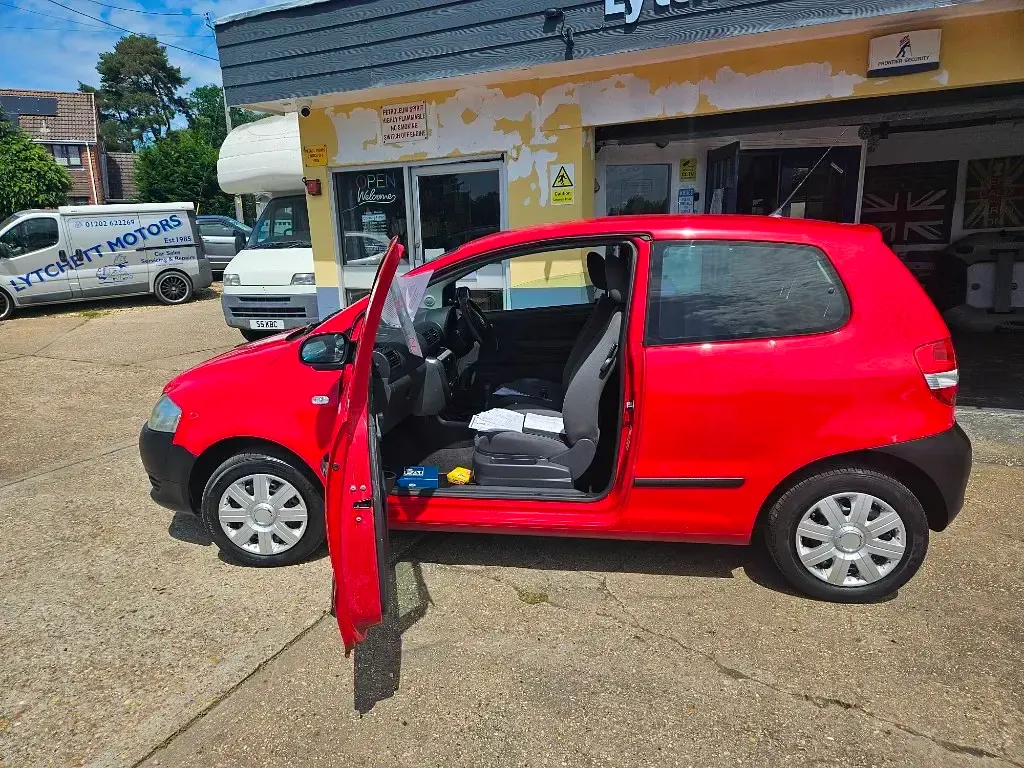 Used VW Fox 2010 Red Hatchback