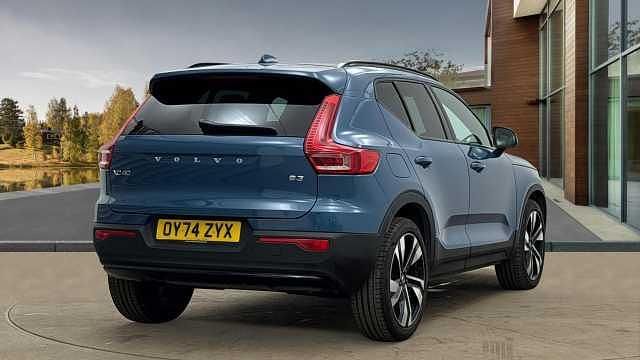 Used Volvo XC40 Plus 161 HP (118 kW) 2025 SUV