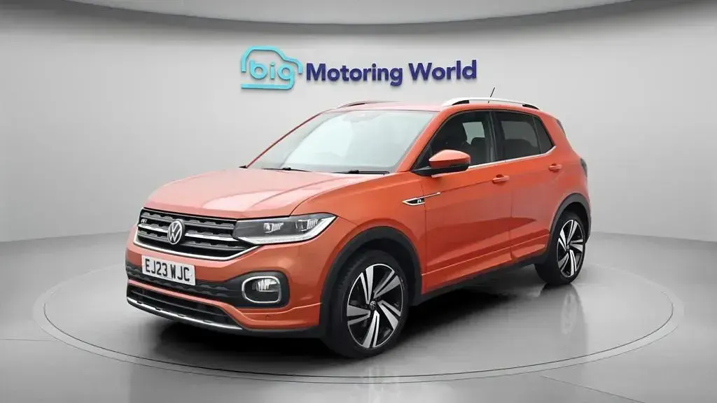 Used VW T-Cross R-line 110 HP (80 kW) 2023 Orange SUV