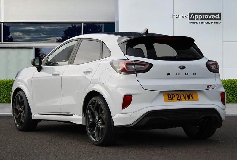 Used Ford Puma Performance Edition 2021 Frozen white Hatchback