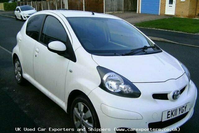 Used 2011 Toyota Aygo Hatchback | £3,299 (Fair price) - Image 1/4