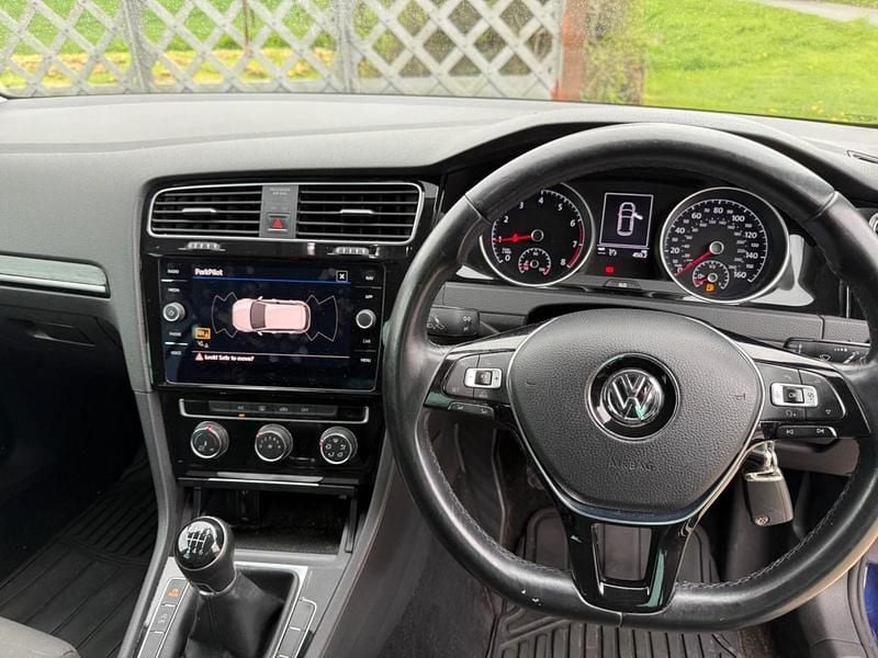 Begagnad VW Golf VII GT 2018 Blå Halvkombi