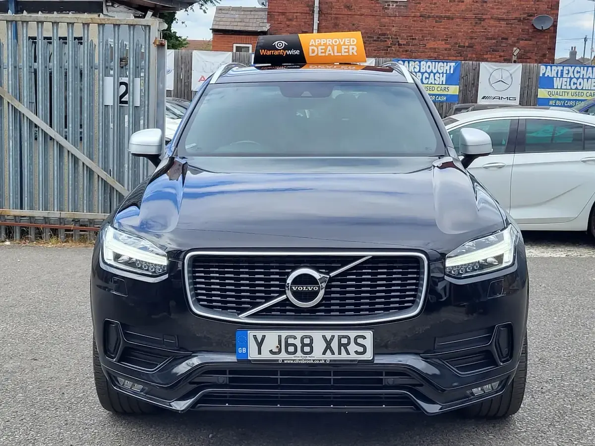 Used Volvo XC90 R-Design 231 HP (169 kW) 2018 Black SUV