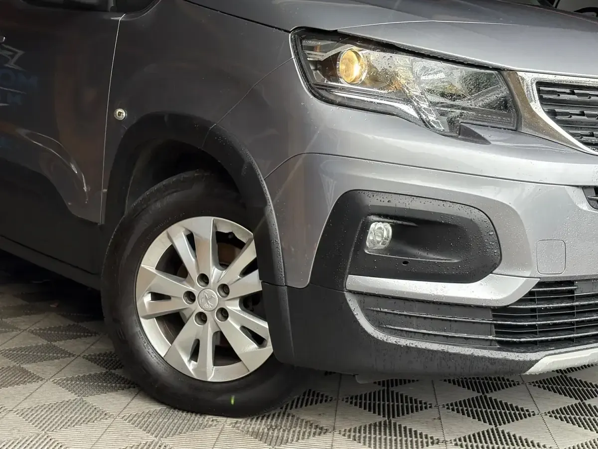 Used Peugeot Rifter Allure 2019 Grey MPV