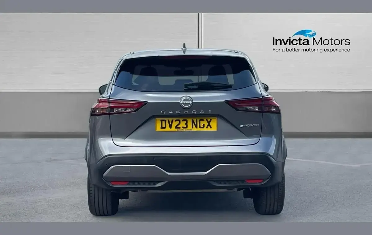 Used Nissan Qashqai N-Connecta 190 HP (139 kW) 2023 Grey SUV