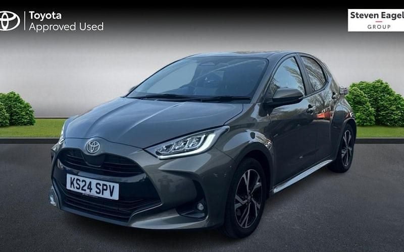 Used Toyota Yaris Hybrid Design 116 HP (85 kW) 2026 Hatchback