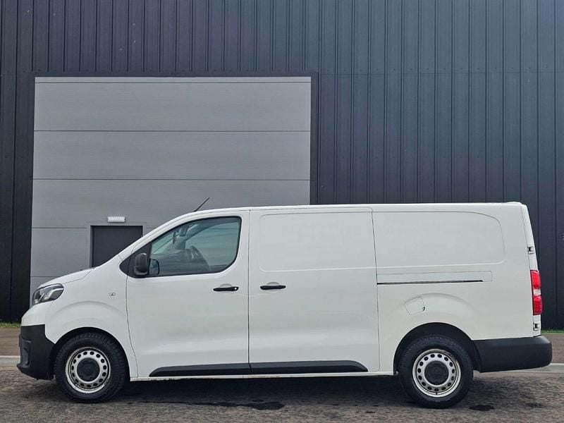 Used Toyota Proace 120 HP (88 kW) 2020 White MPV