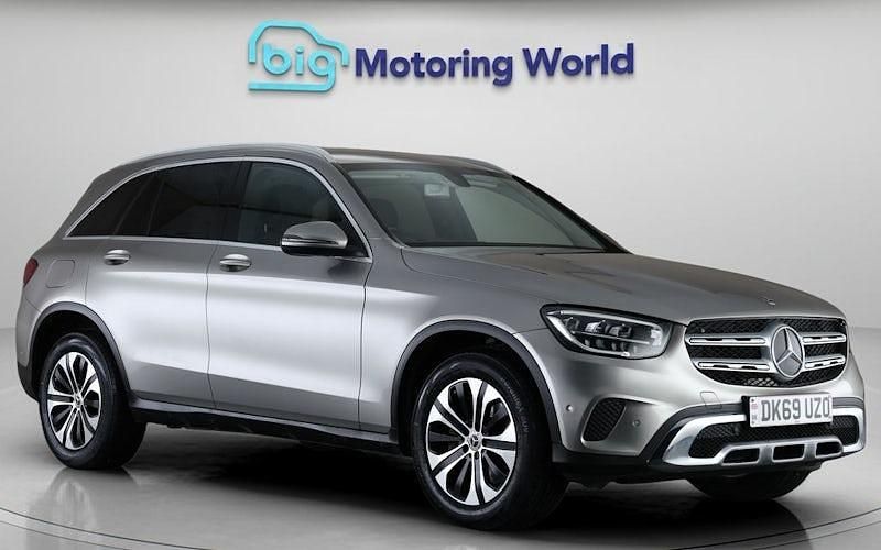 Used Mercedes GLC220 194 HP (142 kW) 2019 Silver Estate