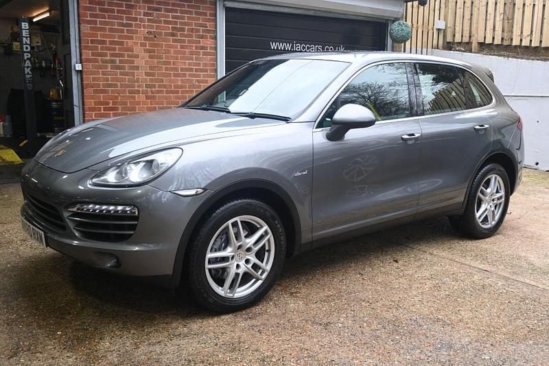 Usado Porsche Cayenne 2010 Cinzento SUV