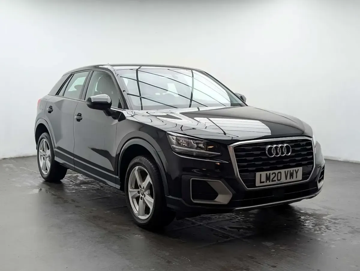 Używany Audi Q2 Sport 116 KM (85 kW) 2020 Czarny SUV