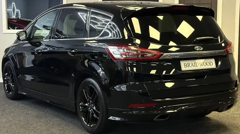 Used Ford S-MAX Sport 240 HP (176 kW) 2016 Black MPV