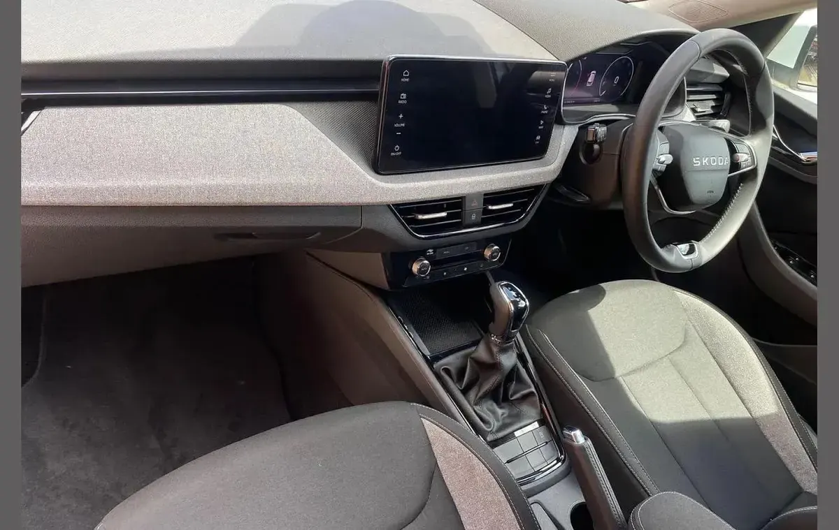 Gebraucht Skoda Kamiq SE 115 PS (84 kW) 2025 Weiß SUV