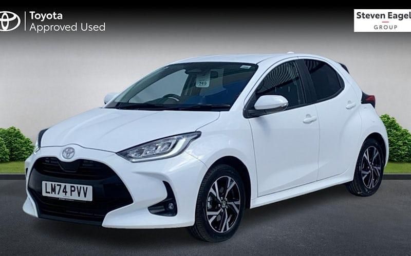 Used Toyota Yaris Hybrid Design 116 HP (85 kW) 2025 Hatchback