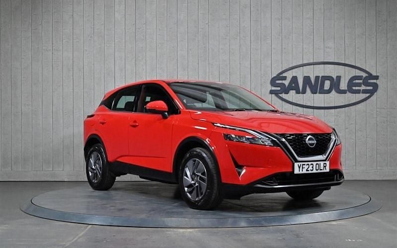 Used Nissan Qashqai Acenta Premium 158 HP (116 kW) 2023 Red SUV