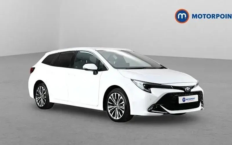Used Toyota Corolla Design 140 HP (102 kW) 2026 Estate