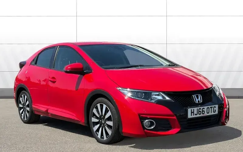 Used Honda Civic SE Plus 142 HP (104 kW) 2016 Hatchback
