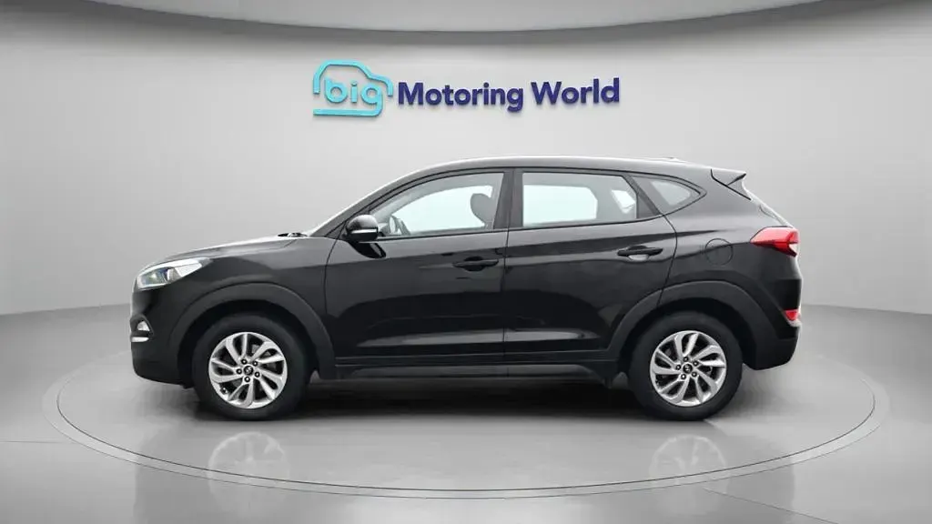 Used Hyundai Tucson SE 132 HP (97 kW) 2018 Black SUV