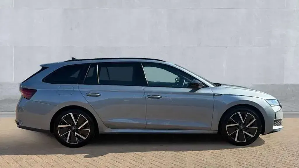 New Skoda Octavia SportLine 2026 Estate