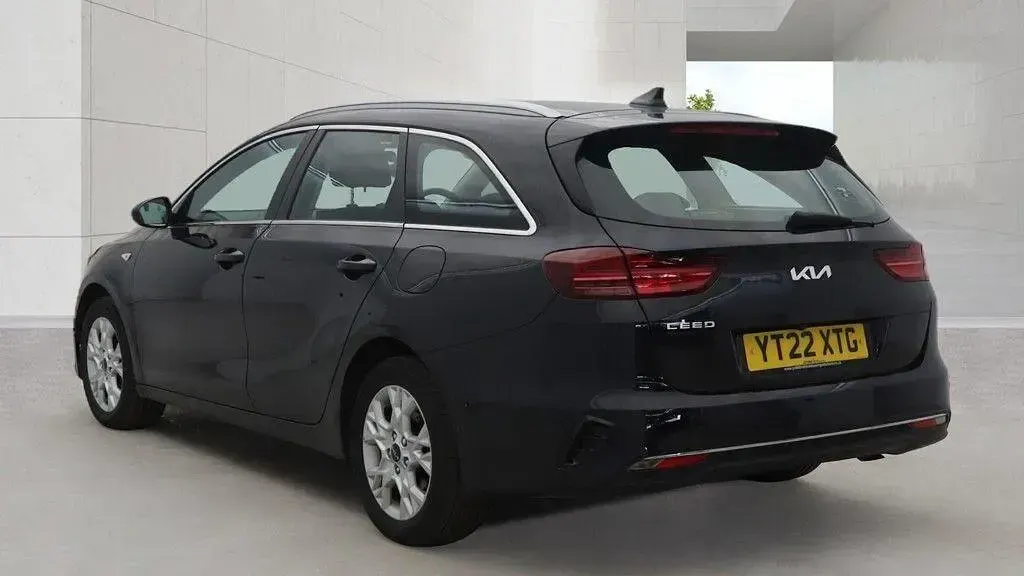 Used Kia Ceed Sportswagon 136 HP (100 kW) 2022 Black Estate