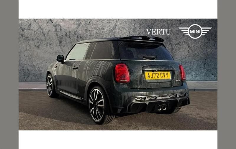 Used Mini John Cooper Works Premium 231 HP (169 kW) 2022 Green Hatchback