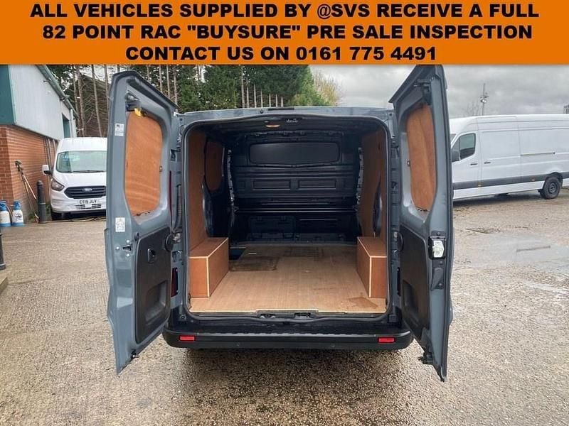 Used Renault Trafic Business 130 HP (95 kW) 2022 Grey MPV