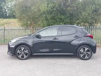 Used Toyota Yaris Design 116 HP (85 kW) 2024 Black Hatchback
