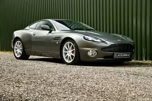 Used Aston Martin Vanquish 460 HP (338 kW) 2004 Silver Coupe