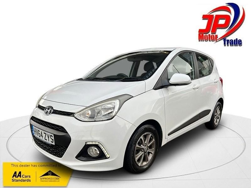 White Used 2014 Hyundai i10 Premium Hatchback | £4,495 (Fair price) - Image 1/4
